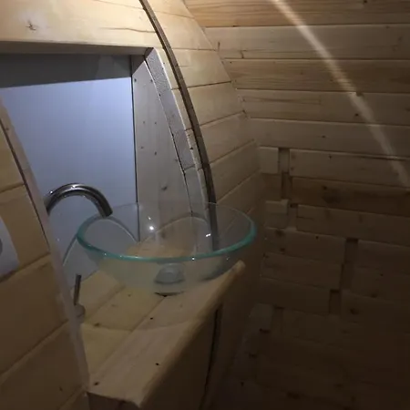 Les Insolites Du Villaret Отель типа 