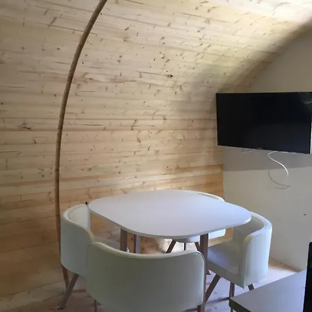 Les Insolites Du Villaret *
