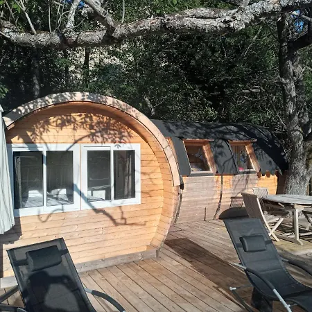 Les Insolites Du Villaret 3* Saint-Vincent-les-Forts