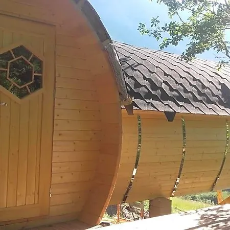 Les Insolites Du Villaret Bed & Breakfast Saint-Vincent-les-Forts