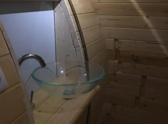 Les Insolites Du Villaret Bed & Breakfast Saint-Vincent-les-Forts